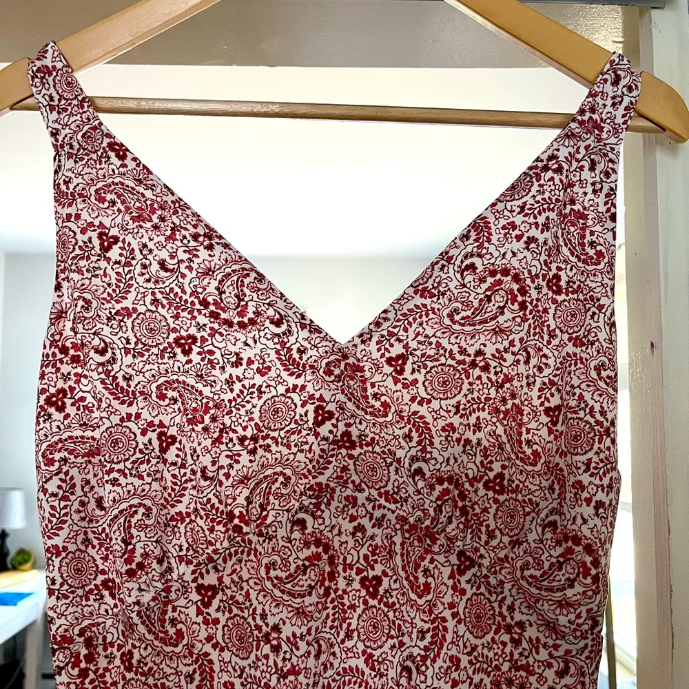 A&F mini dress medium. Never worn.